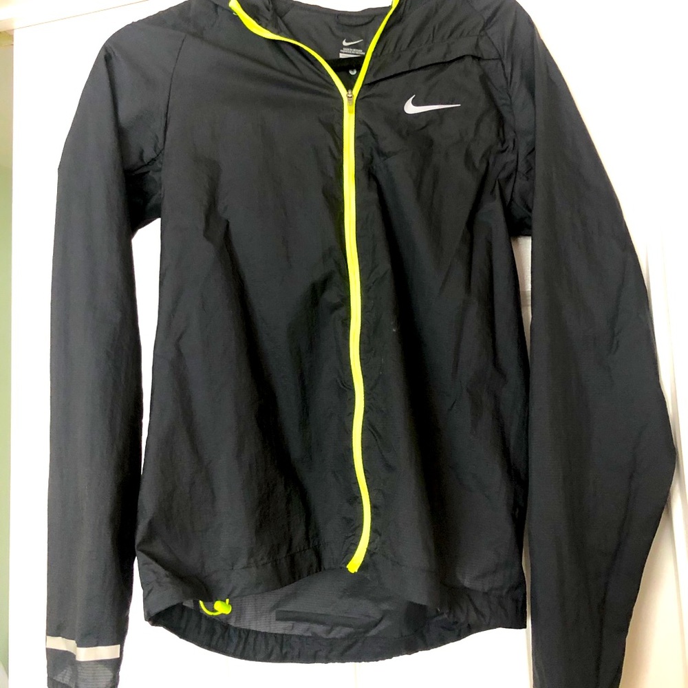 Nike lightweight windbreaker